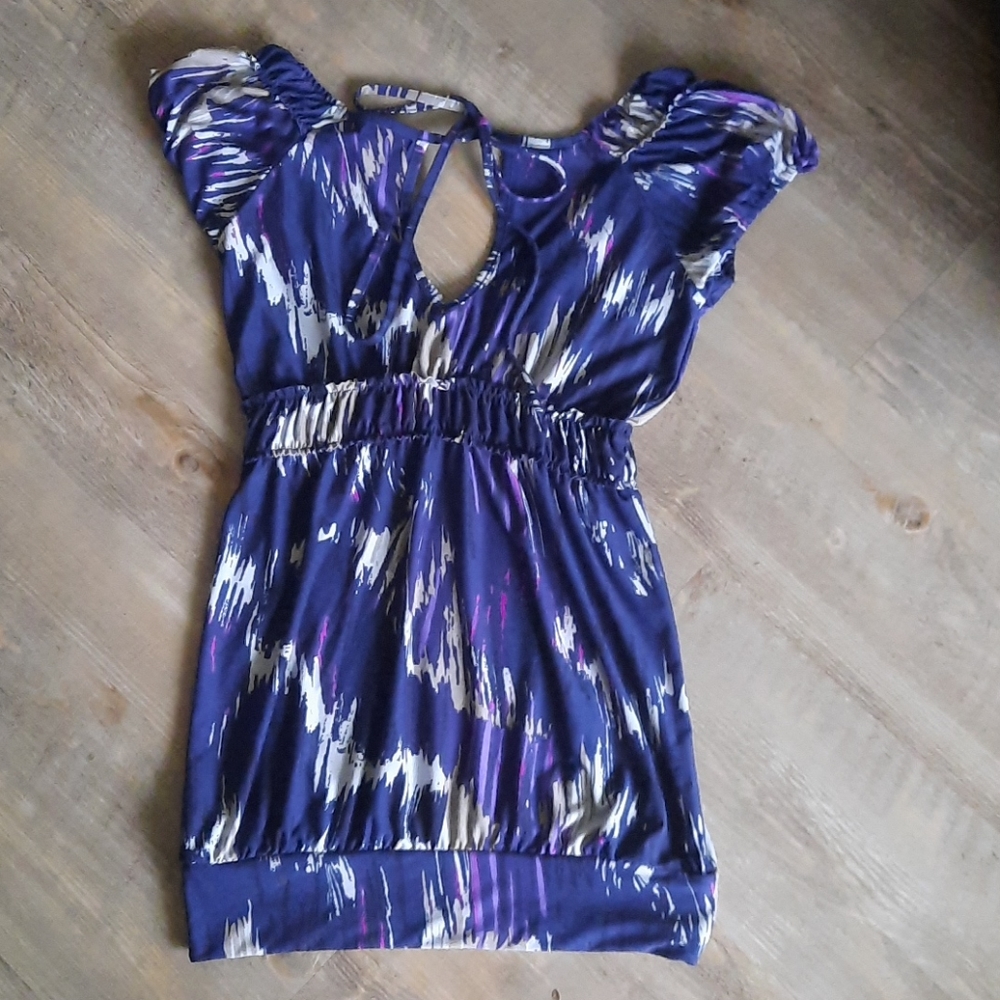 Tunic - Picture 5 of 5